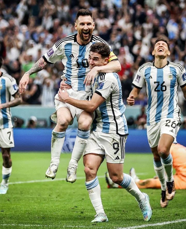 MilyReynosoM's tweet photo. Elijo seguir creyendo! Somos finalistas diositosanto 🇦🇷⚽️🥳 https://t.co/TnbxHgXzPw