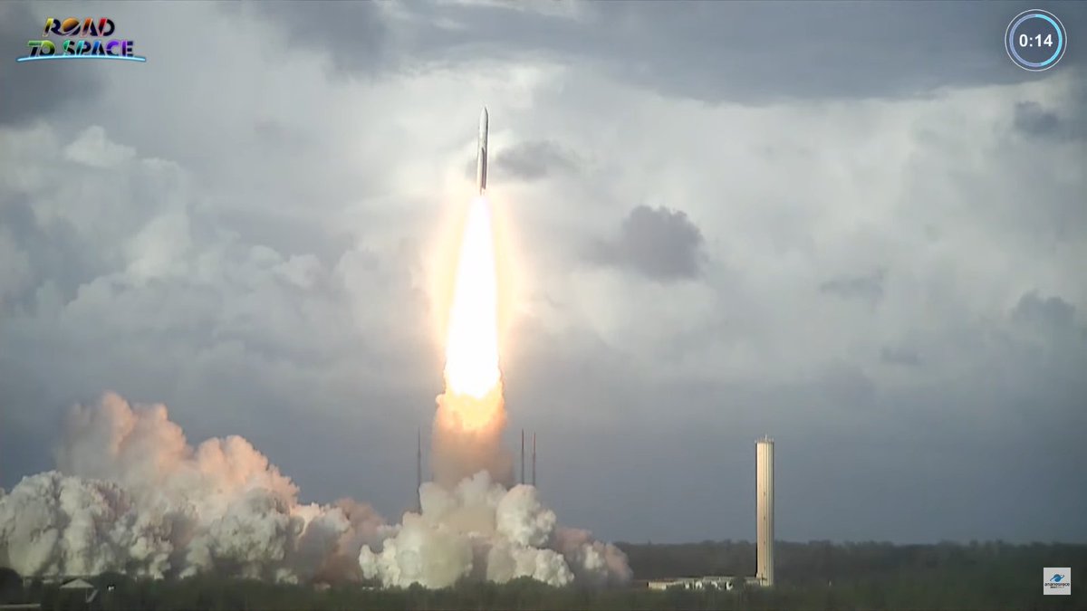 ShuttleAlmanac's tweet photo. LIFTOFF of @ArianeGroup @Arianespace #ArianeV #VA259 carrying MTG-I1, Galaxy 35 & Galaxy 36. Pics 5-9 https://t.co/1jwxrzYU66