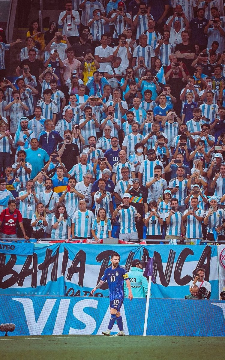 deveshmatta's tweet photo. Leo Messi is just ONE WIN AWAY from fulfilling his ultimate dream 👑🐐

#FIFAWorldCup https://t.co/ftbwXsxEyT