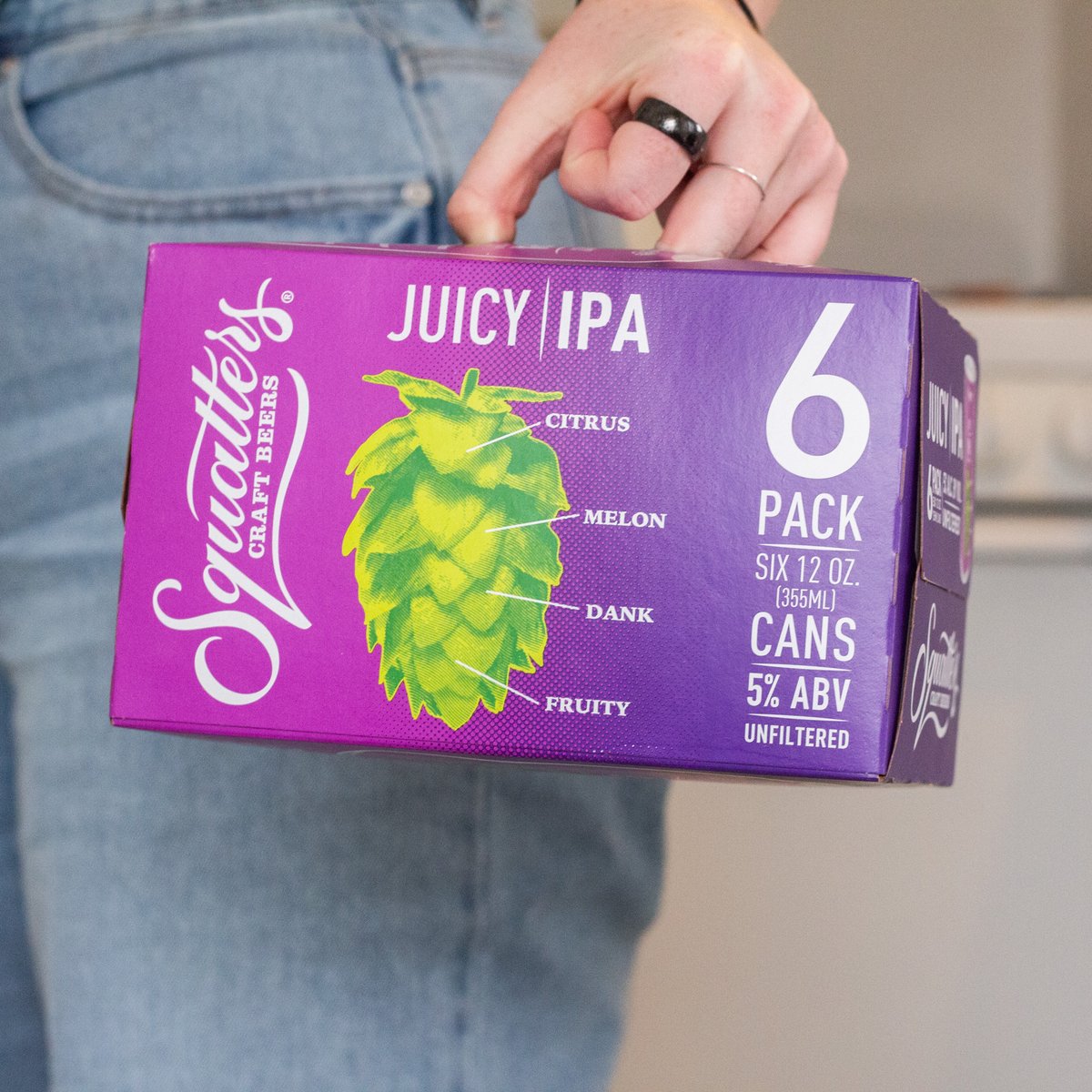 Does everyone have their Juicy 6-packs ready for #JuicyTuesday?! If not, there's still plenty of time to grab one and join in on the freshly-squeezed deliciousness🍻