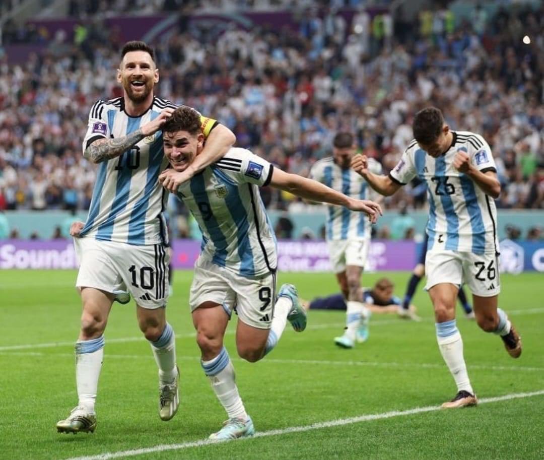 GRANDE ARGENTINA!!!! A LA FINAL !!!!!