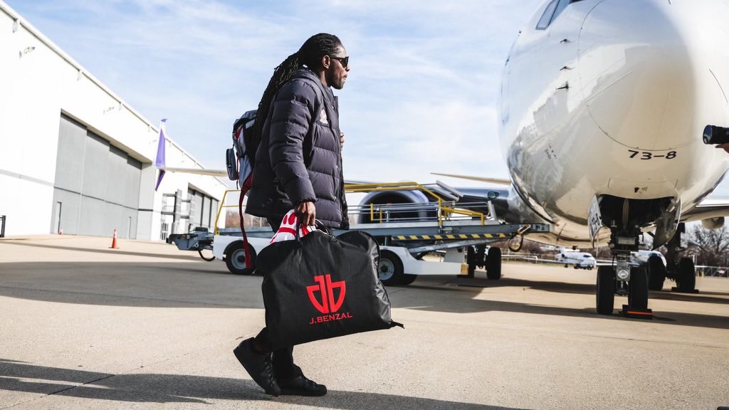 Deion Branch #83 #84 tweet media