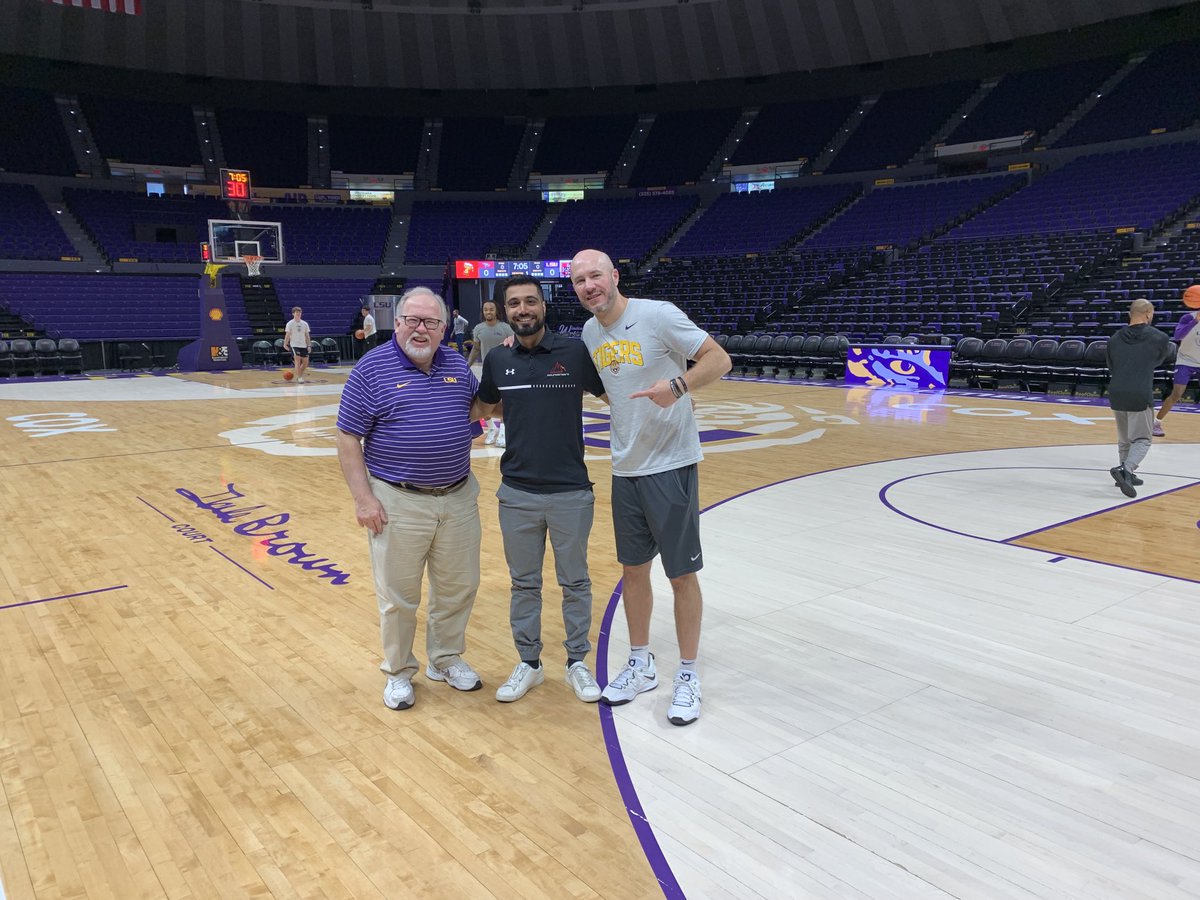 Kent Lowe tweet media