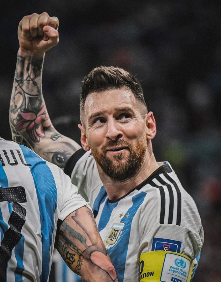 Footballtweet's tweet photo. 🎙️ Lionel Messi: "We knew we weren't one of the biggest favourites but we weren't going to give anything to anyone. We showed that match by match."

#ARG | #FIFAWorldCup https://t.co/U0Fb59BnQP