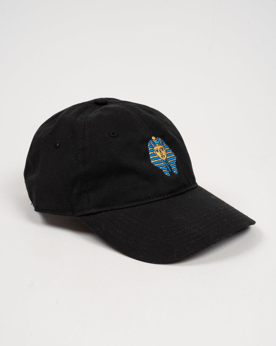 ExplorersClub's tweet photo. Just in time for the holidays! Introducing our #KingTut Collection ๐ช Head over to The Explorers Club Outfitters ๐ https://t.co/J1eBdec2fe to shop!
๐บ Part of our #ExplorersJournal collection, these items celebrate the 100th anniversary of locating the tomb of #Tutankhamun. https://t.co/SgybHPiSdB