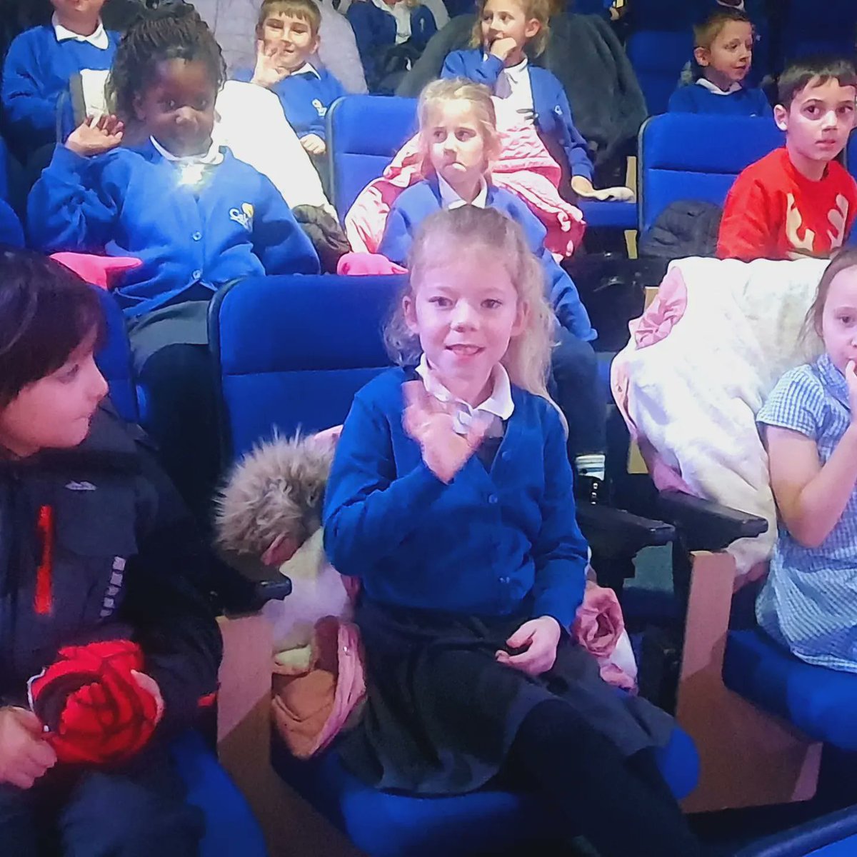 HattonAcademies's tweet photo. A lovely cross trust event today with Year 1 and 2 children from @Oakway2014 and @vicpriaca who enjoyed a 'Room on the Broom' performance by the Junior Youth Theatre at @HeartofHatton. Brilliant fun and a lot of laughs 🐶🐈⬛🐸🦅 https://t.co/vgXU0FSiEv