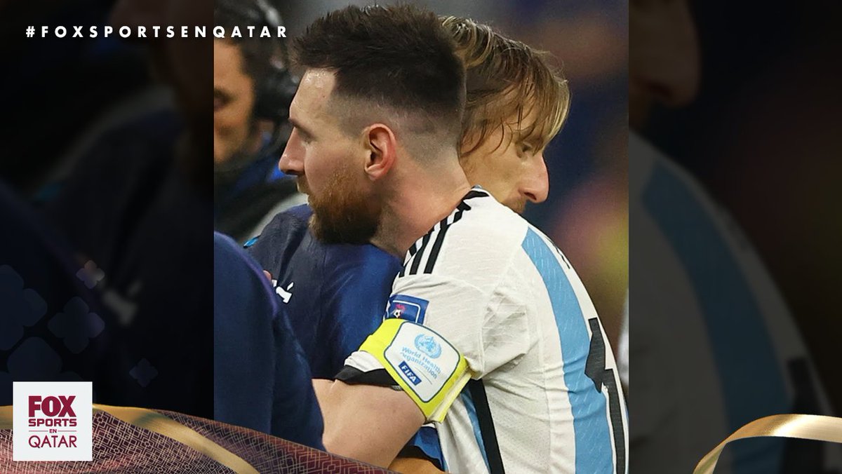 FOXSportsMX's tweet photo. ❤⚽ GRANDE ENTRE LOS GRANDES 

Messi y Luka Modric encontrándose al término del partido 🥹

🏆 LA POSTAL DEL DÍA EN LA DESPEDIDA DE LUKA MODRIC DE COPAS DEL MUNDO

#FOXSportsEnQatar https://t.co/0grR7bXrOp