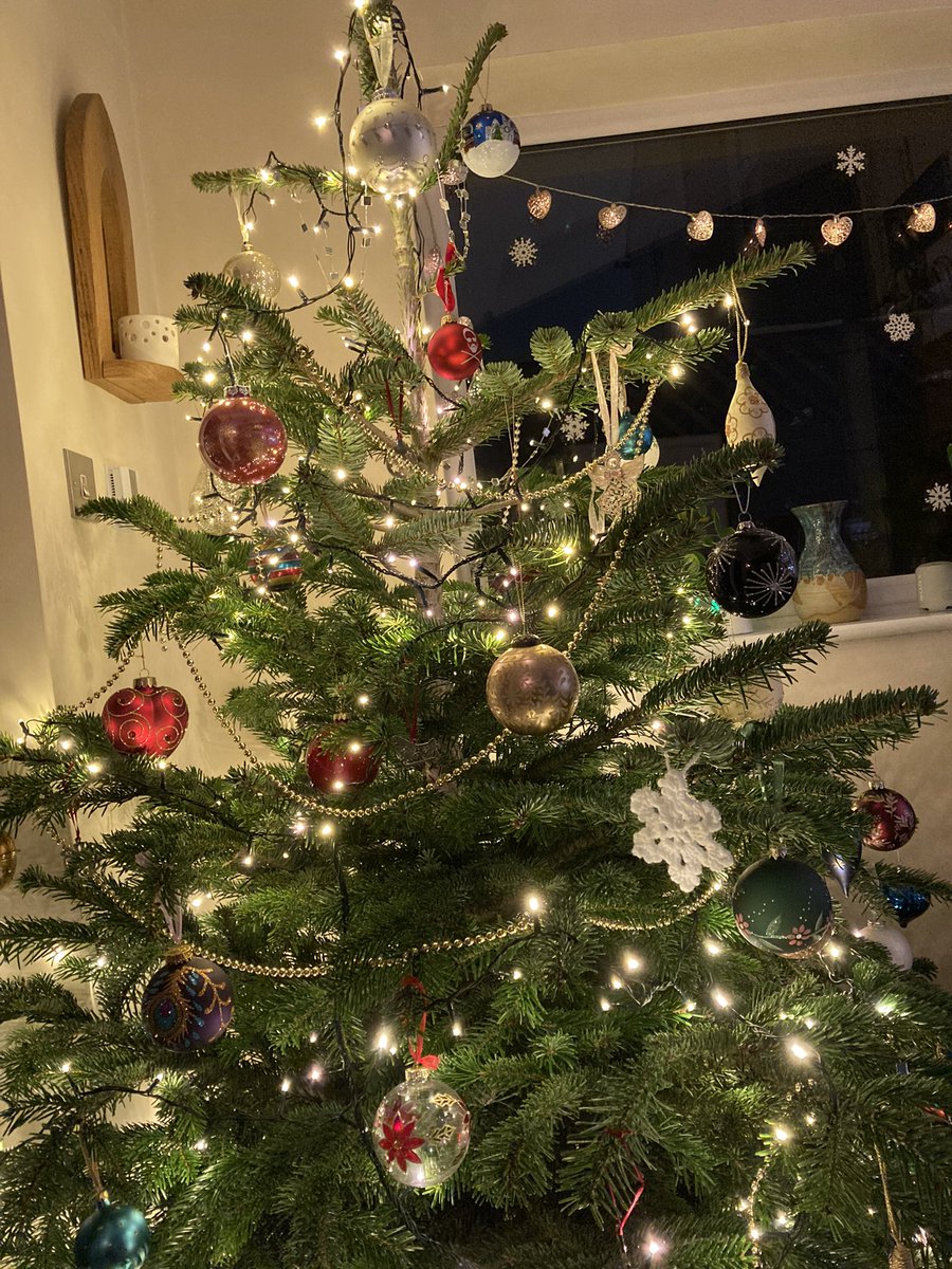 mrhunt1's tweet photo. @katerusby crochet snowflake from the hand crafted merch store @UnionChapelUK on the tree! Merry Christmas ! 🤶❄️🎶❄️🎅🏻 https://t.co/fzwTOnGasb