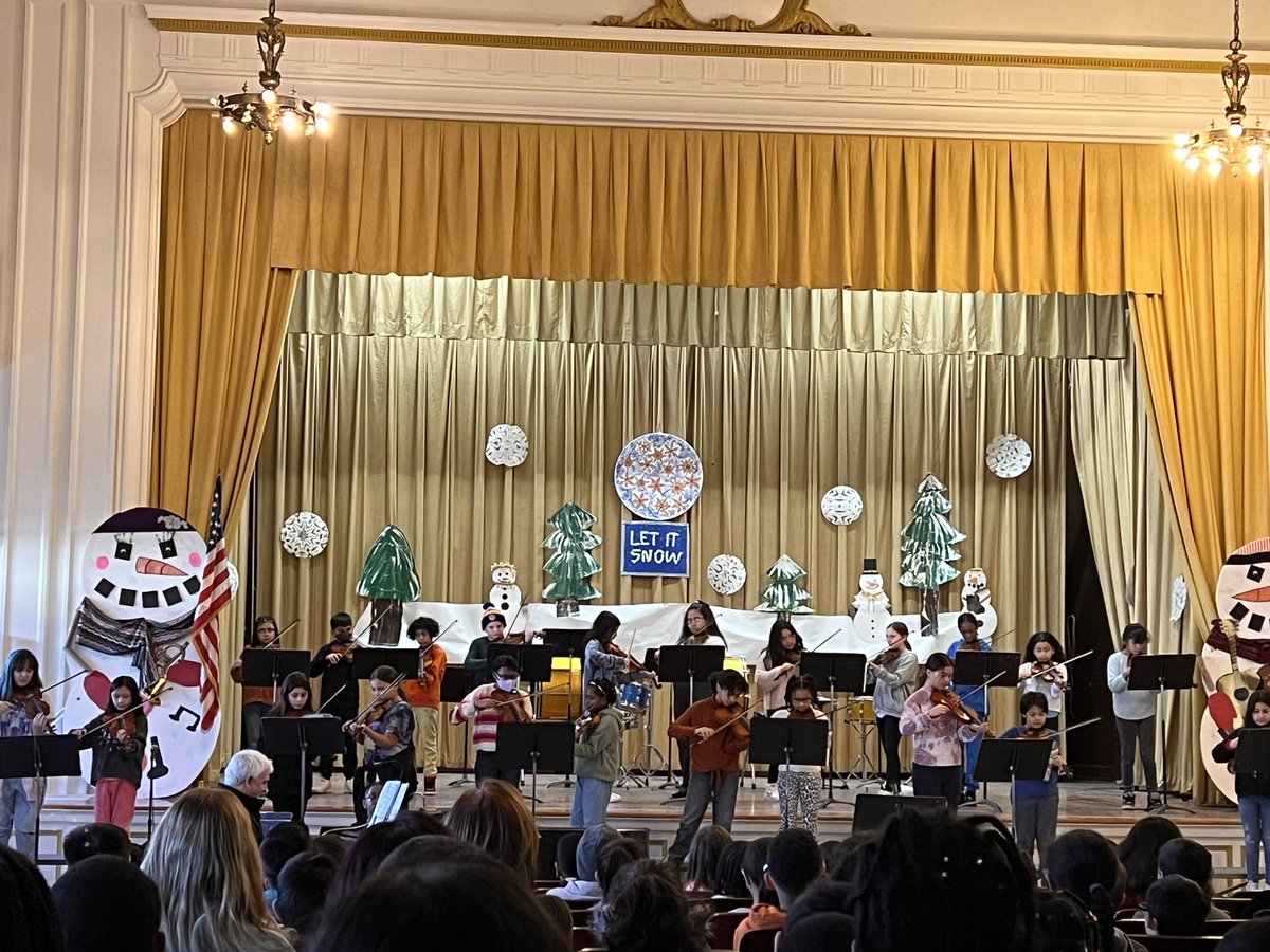MrsEholtkamp's tweet photo. 5th grade orchestra, band, and chorus @WHGWashington @WH_ENL @WHGWMusicClass #soproudofmyKkiddos https://t.co/ORPwTp8XCp