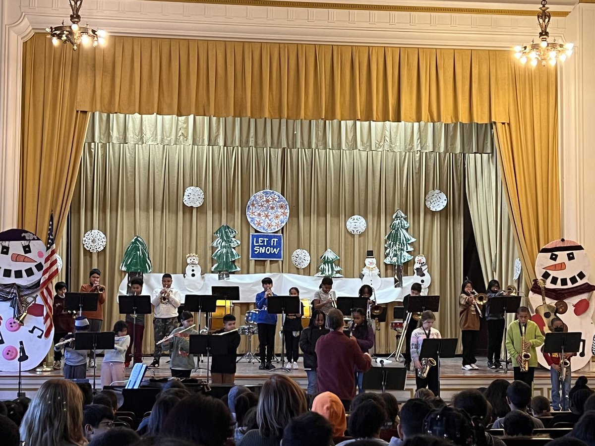 MrsEholtkamp's tweet photo. 5th grade orchestra, band, and chorus @WHGWashington @WH_ENL @WHGWMusicClass #soproudofmyKkiddos https://t.co/ORPwTp8XCp