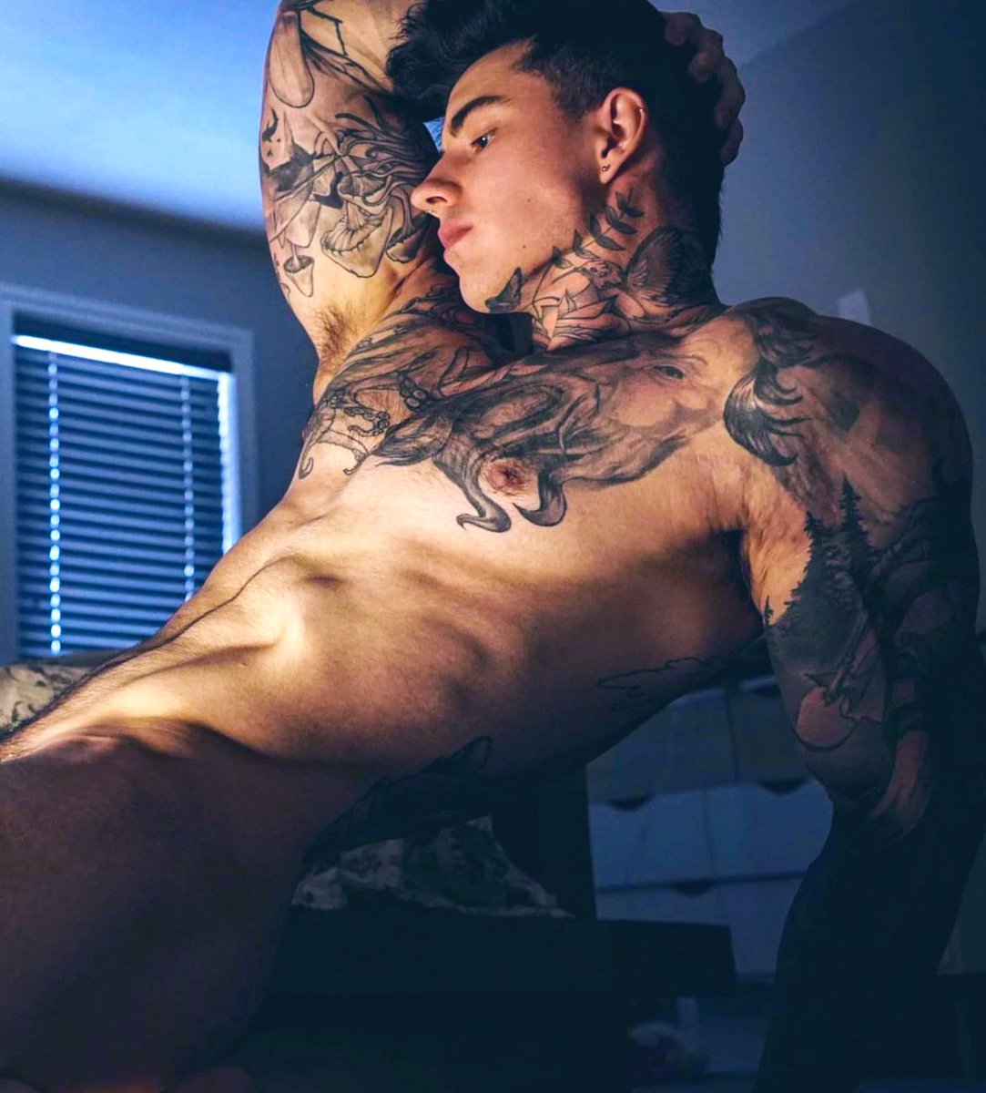 Get on, will ya? Giddy ‘up 🐴🤠