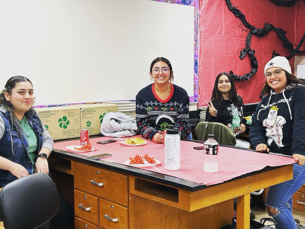 Our #RedMed Highlanders in full Holiday spirit at our annual HOSA posada! 🎄 Happy Holidays from Bel Air HOSA! #BigRedHoliday #LoyalForever