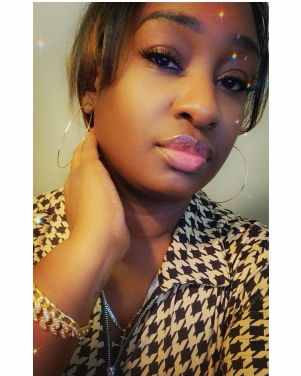 MsNoble5876's tweet photo. Never let anyone treat you like you're ordinary! https://t.co/GbMKAZYe0c