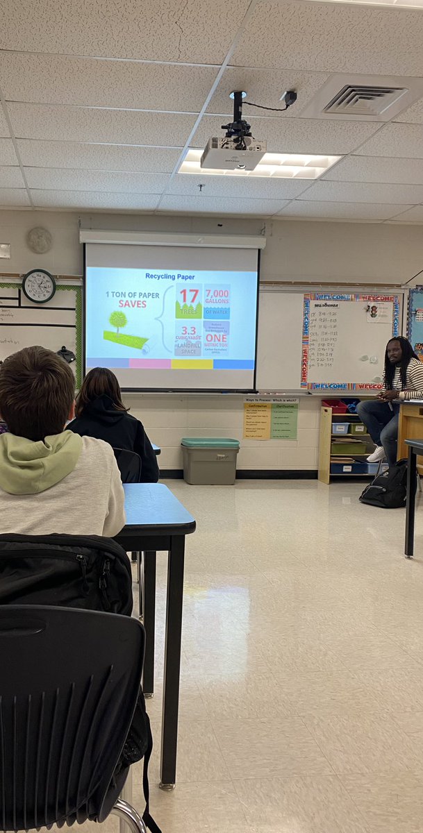 rodriguez_sci's tweet photo. Day 1 with our special guest from the SA Solid Waste Management Department. โป๏ธ ๐ Great way to wrap renewable and non renewable resources. ๐๐ฝ Our wolverines asked great questions! ๐พ @NISDZachry @NISDMSScience #nisdmssciencecoach https://t.co/FRsnvuIecp