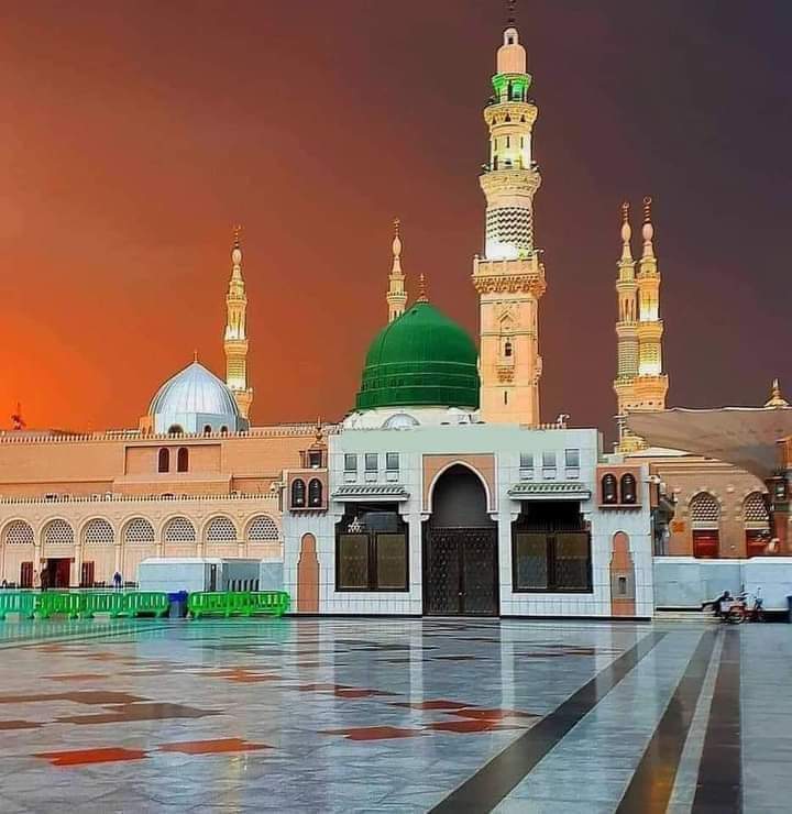 ShamshadHaya's tweet photo. السلام علیکم و رحمتہ اللہ و برکاتہ

#D_H
بروز بدھ (WEDNESDAY) ۱۹ جمادی الاولی ۱۴۴۴ھ/بمطابق 14 دسمبر 2022 ع

(آج کا پیغام)

💞 رسول اللہ صلی اللہ علیہ وسلم نے فرمایا 💞

انسان کو جو سب سے بہتر جو چیز عطا کی گئی ہے وہ اچھا اخلاق ہے_

(صحیح الجامع،الحدیث: 3321) https://t.co/rlymBZWseq