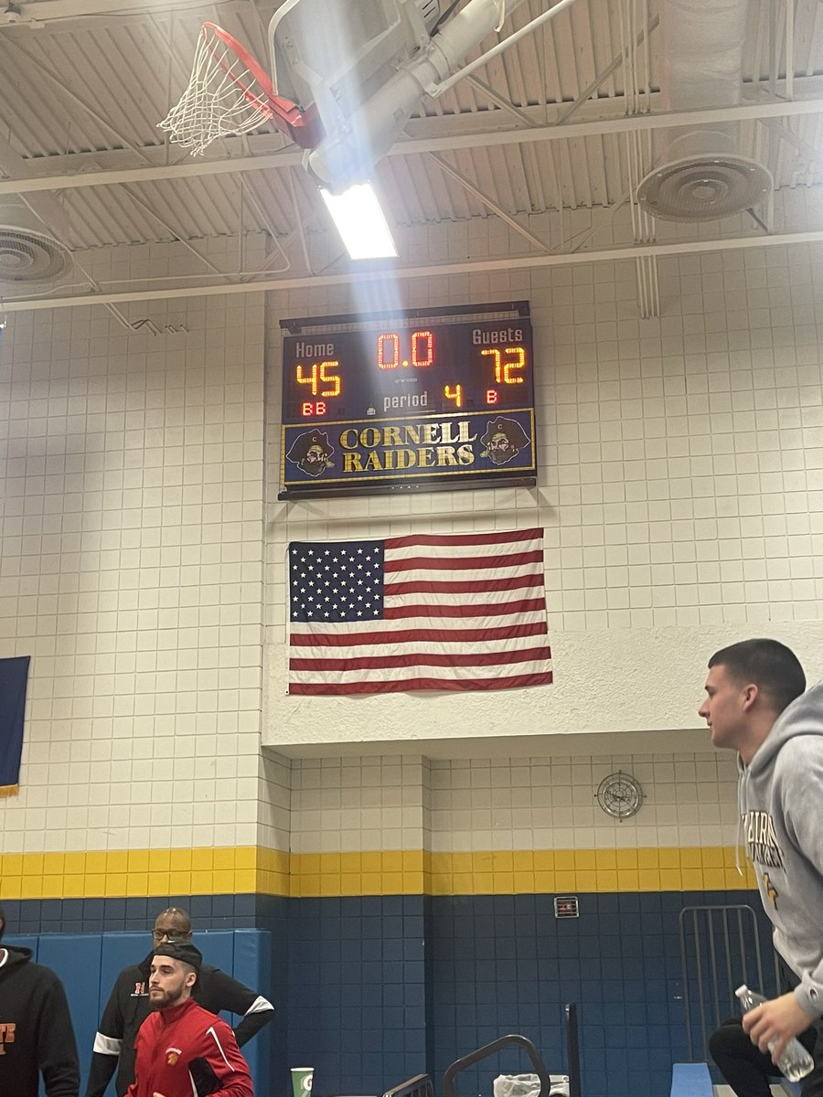 Congrats to Coach Cam <a href="/camijja21/">Coach Cam Williams</a>  and the Northgate boys BB team for their 72-45 dub against Cornell! 
🔥🏀💪🏽