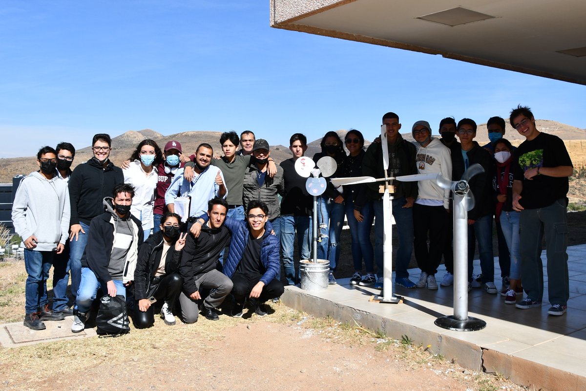 CECyT_18_IPN's tweet photo. El día de hoy se llevó a cabo la 1er Expo Aire Control, impulsada por la academia de Mantenimiento industrial, los alumnos y alumnas de CECyT 18 Zacatecas oficial presentaron sus prototipos en base a energía eólica. Que este sea el primero de muchas más #EXPOAIRE https://t.co/m2kB0k5bzG