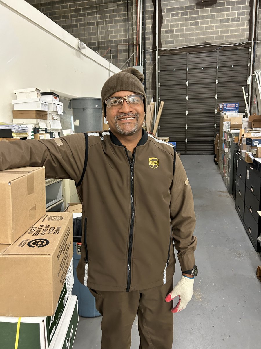 LFearis's tweet photo. #UPSer Keith Vaughan is the best. He has been our driver for years and ALWAYS goes above and beyond! #ThankAUPSer https://t.co/NYdAgDp5ET