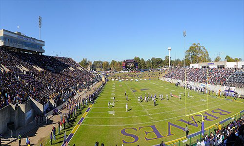 Franklin12fc's tweet photo. After a great official visit this weekend and a generous scholarship offer from @CoachLanePowell and @FredMcNair5, I am excited to announce I will be continuing my career at Alcorn State University. Go Braves! @AlcornStateFB https://t.co/f8klgm4knQ