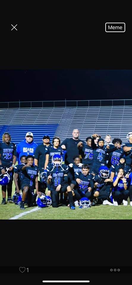 BigCliffFTX's tweet photo. Social Media going crazy right now saying this man ain't 12 lol. They're right... He's 13 and in the 8th grade at my son's school lol. #FortWorthBrewerMiddle #ItsInTheWater https://t.co/0sjGpzp6IV