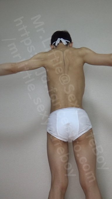 4 pic. I love to eat and masturbation?

My body is fine everyday?

▼Fancentro▼
https://t.co/nnJyGoNYOr