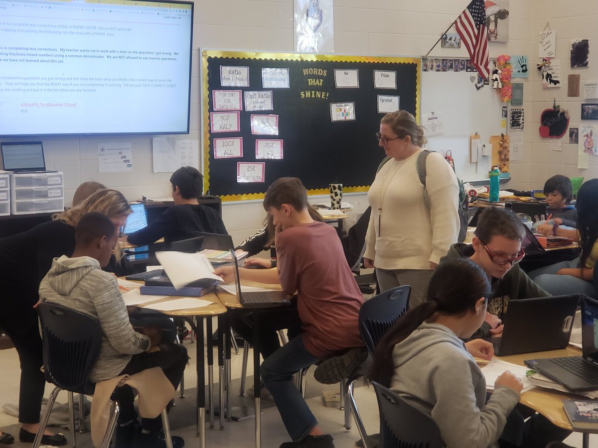 jhdoubleu's tweet image. LUNCH AND LEARN: Principal @SullivanBritton and the Highland Middle School #PaperPros did an outstanding job hosting today's event!  They are the @HarnettCoSchool @paperlearning "Flagship" for a reason! #SuccesswithHCS #InspiringLearners #WholeChild