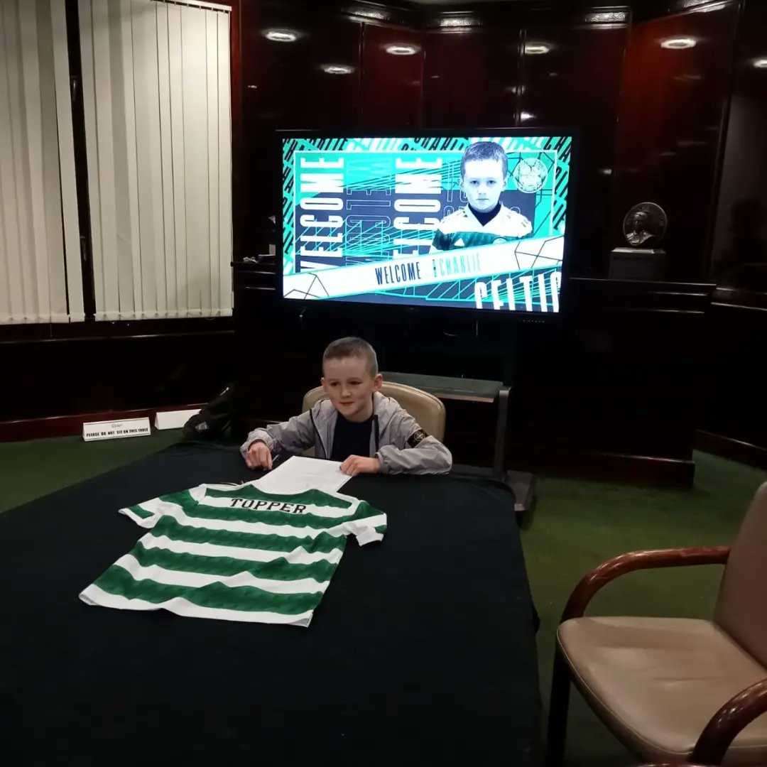 MrsTopper115's tweet photo. What a special, exciting night for Charlie, very proud of our wee boy!@StFillansPS https://t.co/1Lc9iq7Yel