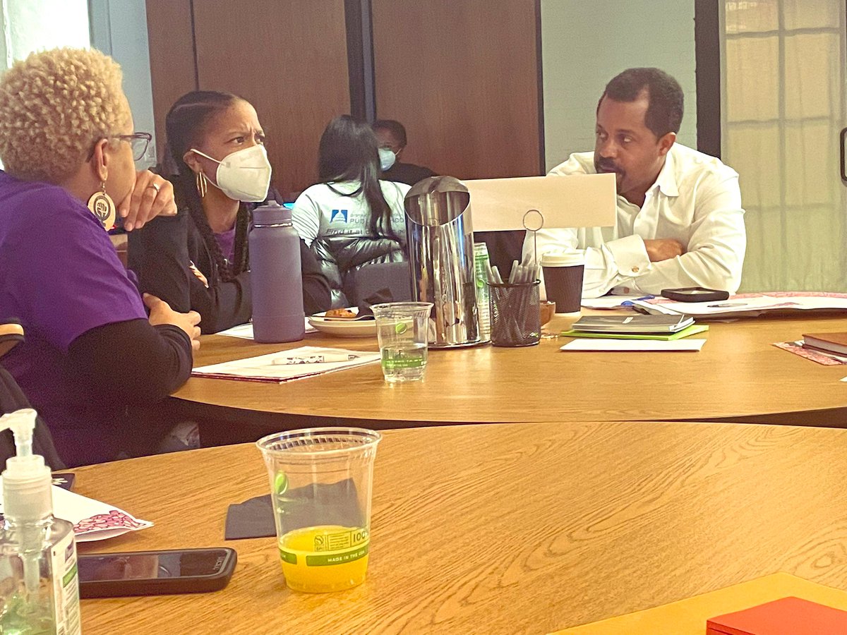 OfcourseDrLakes's tweet photo. I’m always so inspired during our Design Days! Today we explored our change management strategies and school redesign model! I’m so thankful for our amazing team!! 💜💛 #ALLIN #schoolredesign https://t.co/NXThGSr7p8