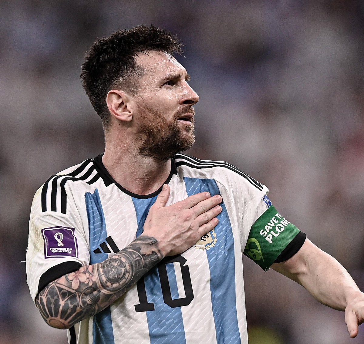 forcabarca_ar's tweet photo. الاسطورة ميسي: هذا أخر كأس عالم لي😢 https://t.co/i3owO5srW2