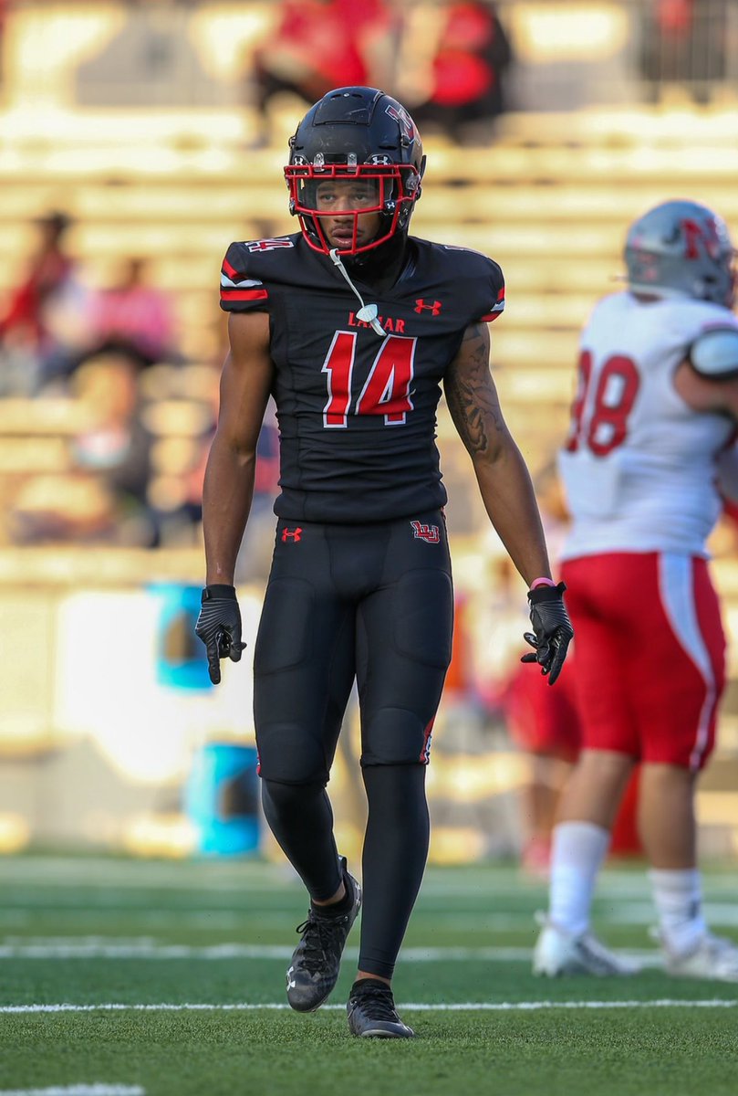 Beaumont West Brook Football tweet media