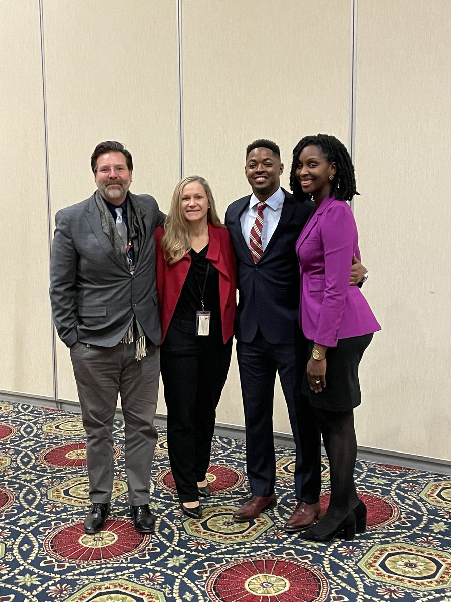atraversDE's tweet photo. UD Principal Prep Program school leader interns are presenting their Action Research projects &amp; sharing what they learned this evening. It’s great to celebrate the 16 #UDPPP Cohort 7 students as they complete their course of study. They are our future DE school leaders! #leadsDE https://t.co/HUIQMTPeO5