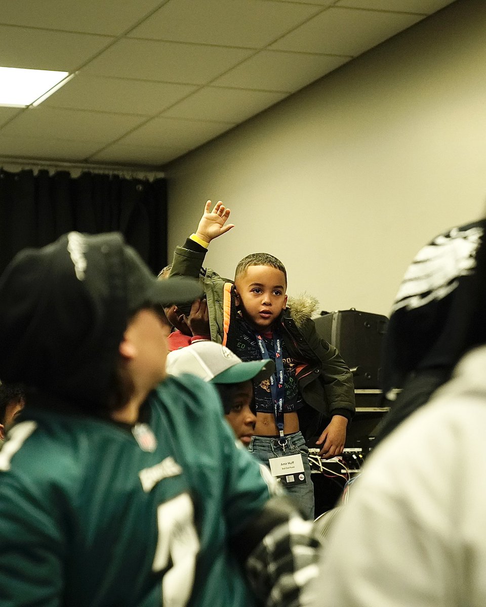 Today, <a href="/REFORM/">REFORM Alliance</a> in partnership with
@MichaelRubin &amp; the 76ers gave children who have been adversely affected by the criminal justice system a day to remember. 

They had a chance to ask <a href="/DocRivers/">Doc Rivers</a> some questions. Stay tuned for more!