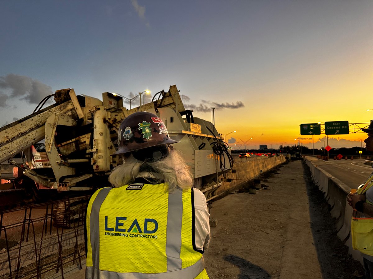 leadengcon's tweet photo. LEAD is on the final stretch to complete the FDOT D4 I-95/Copans Road project. The last barrier wall is getting poured today to switch traffic into final configuration in the upcoming days. Kudos to the entire project team!

#ontimedelivery #safetyfirst #quality #bestservice https://t.co/DTnAYBxVJA