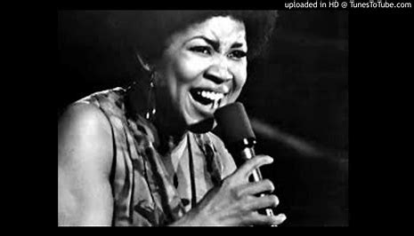 #12DaysOfChristmasPlaylist Xmas Rocker

#MavisStaples #ChristmasVacation ❄️🎄❄️

One of the most under-heard Christmas classics 

#AllisonRussell ✍️🏾We are so lucky to have her
& I think we should not take her for granted, ever💜🌹💜
youtube.com/watch?v=y-hzsr…