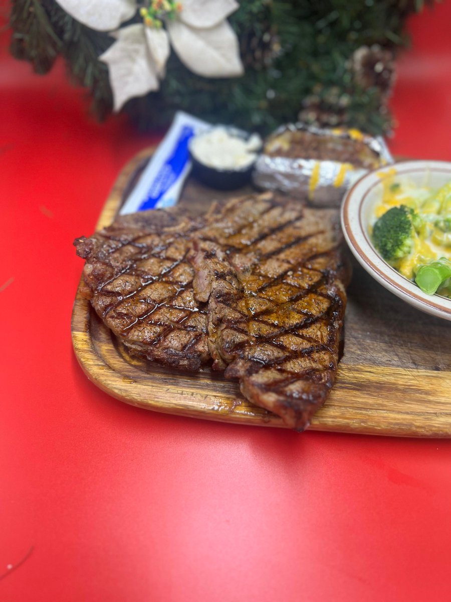 Hey siri search for heaven on earth …. 
Siri: I found Angus Steak House and Seafood 
located at 2011 South Kings Hwy Myrtle Beach 
 🏝️ 🤤🤣 #steak #seafood 
angussteakandseafood.com