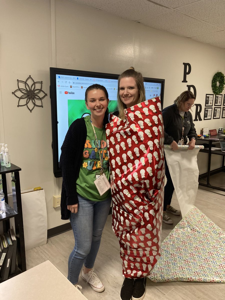 Lauren Caccavone_CCSD tweet media