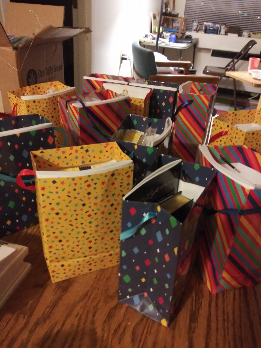 outreachcall's tweet photo. Gifts for the homeless in Johnson City, TN. #homeless #johnsoncity #eastn #easttn https://t.co/3zBjcjbD9R