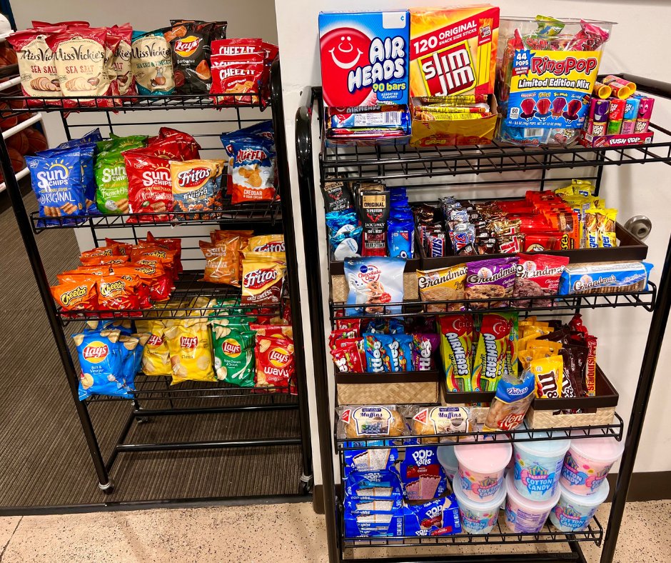 SJRecCenter's tweet photo. Just a friendly reminder that we DO NOT allow outside food or drinks inside our facility. Our concession stand is always open so stop by and get a drink and snack! https://t.co/KzYhI2x6HI