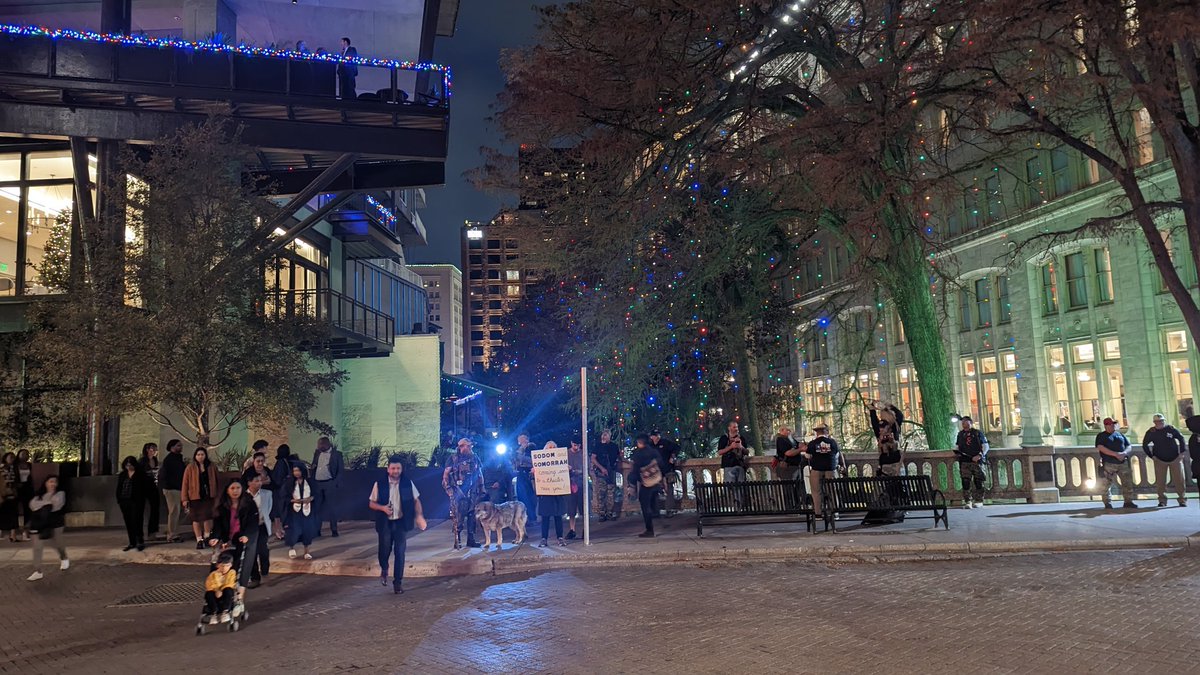 death-to-billionaires-on-twitter-rt-stevanzetti-now-tonight-in-san