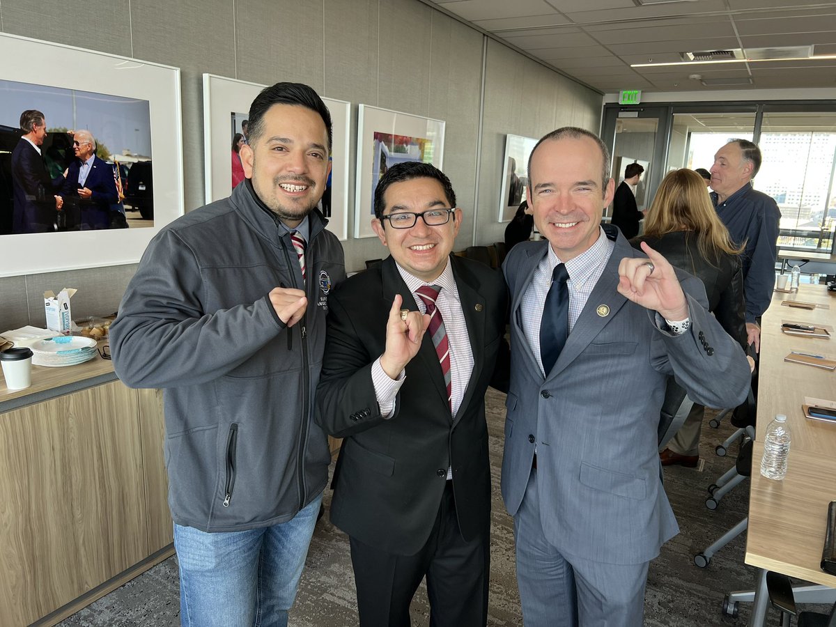 Was absolutely great to run into my old friends <a href="/EricZGuerra/">Mayor Pro Tem Eric Guerra, City of Sacramento</a> and <a href="/Angel_Barajas23/">Angel Barajas</a> this morning representing our communities and the Sacramento region. Proud <a href="/sacstate/">Sacramento State</a> grads! And, yes, we even did the Stingers Up thing for <a href="/PrezNelsen/">Robert S. Nelsen</a> (it didn’t exist when we were there).