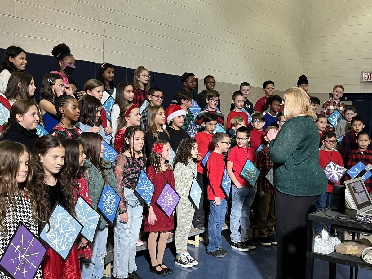 Miller Heights Elementary School (@millerheightses) on Twitter photo These kids know how to perform! #winterconcert <a href="/BASDMedia/">BASD Media</a> <a href="/basdjacksilva/">Jack Silva</a> <a href="/MillerHeightsES/">Miller Heights Elementary School</a> These kids know how to perform! #winterconcert <a href="/BASDMedia/">BASD Media</a> <a href="/basdjacksilva/">Jack Silva</a> <a href="/MillerHeightsES/">Miller Heights Elementary School</a>