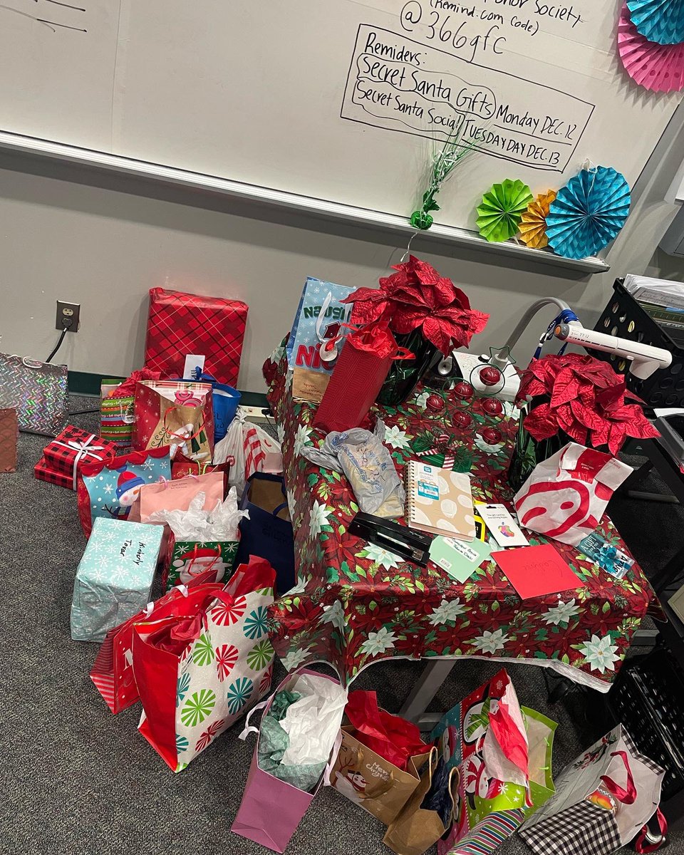 Hightower HS Hurricane Choir tweet media