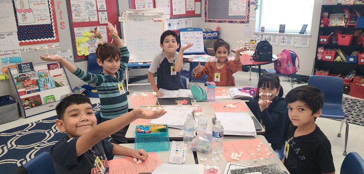 nic_bennettPISD's tweet photo. Started our Math lesson today with what's most important.. how many days till 🎄break! Then used toothpicks and marshmallows to form 3D shapes and discussed the attributes!❤️ #PISDmathchat @LauraBush_Elem https://t.co/xMTOoWm9tE