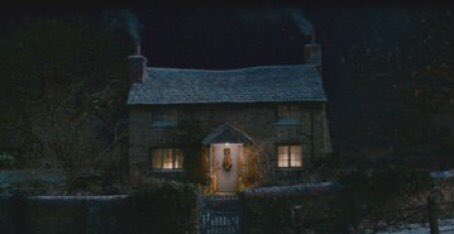 The most unrealistic part of The Holiday is that Cameron Diaz’s character gets to Kate Winslet’s little cottage and immediately wants to leave. You’d have to physically remove me from it. https://t.co/U7b2cI8GTR