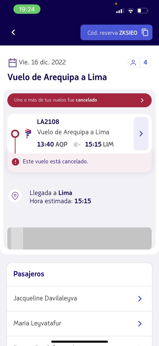 jdavilaleyva's tweet photo. @LATAM_PER Esto está sucediendo en estos momentos quieren vender pasajes a costa de turistas varados en Arequipa requerimos apoyo de las entidades del estado https://t.co/Qp7dZcviDE