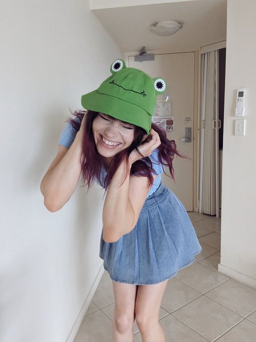 Today's fit 🐸 https://t.co/zeudDVMuzm
