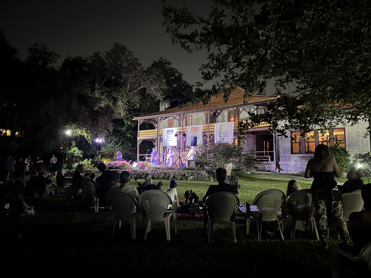 What a delightful finale to our Biscayne Bay Experience & Celebration with a moonlight concert at The Barnacle.  🌕✨

#nature #oceanconservation #SaveBiscayneBay #BiscayneBay