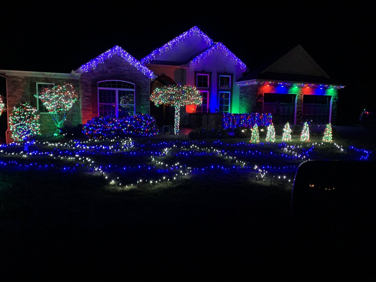 Great show again <a href="/LightsAreGood/">Lights Are Good</a>!