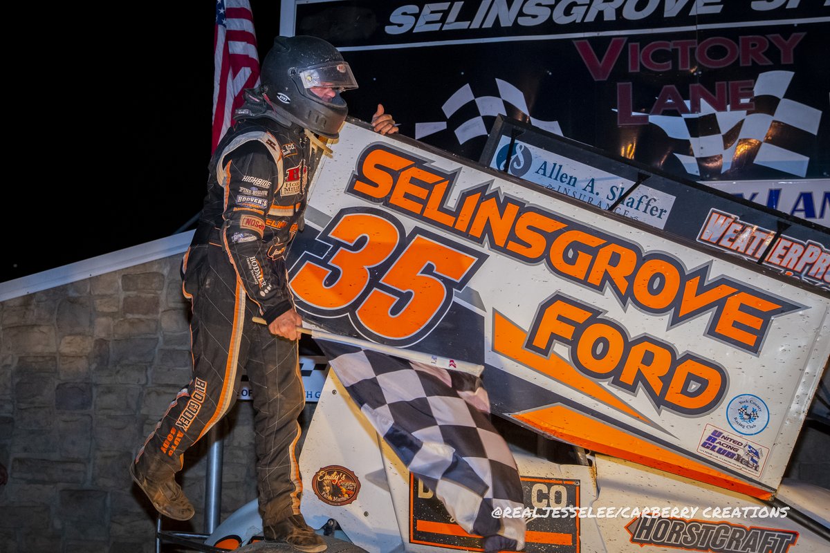 RealJesseLee's tweet photo. Best of Victory Lane 2022 - @racing_united https://t.co/JEfw9VIlOJ