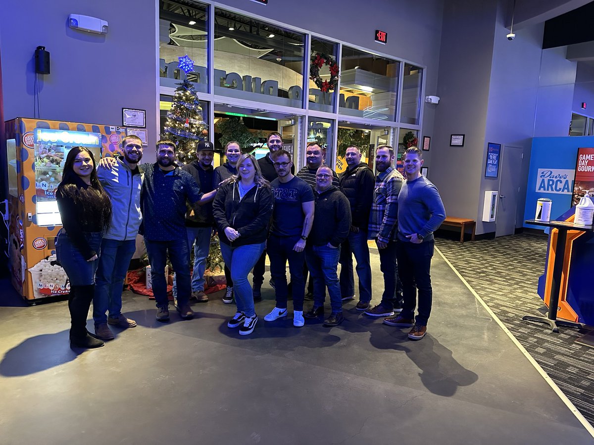 A little time away from the grind with a great team! Thank you #GoatSquad for all your hard work in 2022 and I look forward to a record 2023! @OneNYNJ